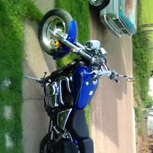 Meet your Posher, Raymond